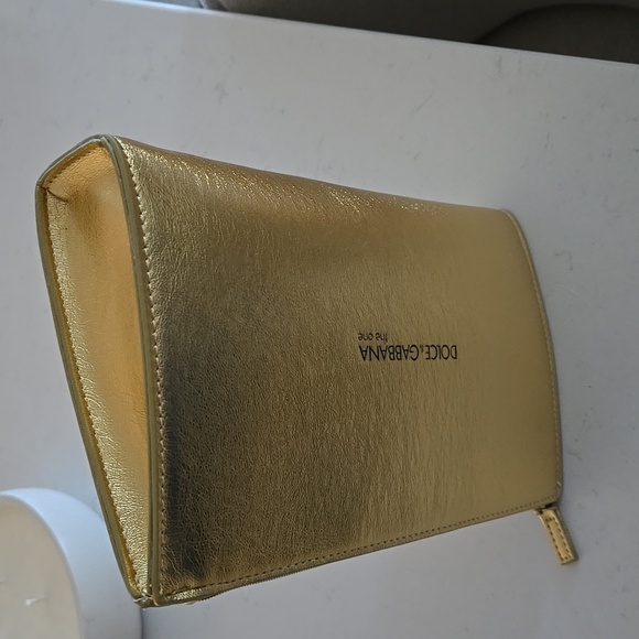 New never used Dolce and Gabbana gold clutch Purse D&G Beauty Vip Clutch Bag - Picture 10 of 12